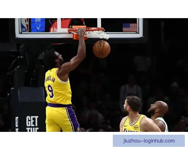 湖人以22胜6负成绩稳居前列 老詹称关键时刻冷静无压力 湖人以22胜6负成绩稳居前列 老詹称关键时刻冷静无压力